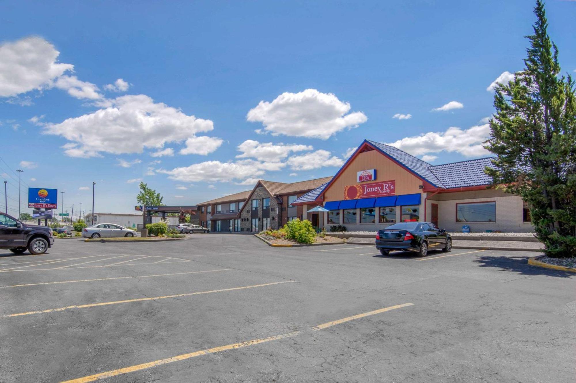 Comfort Inn Sainte-Catherine Exterior foto