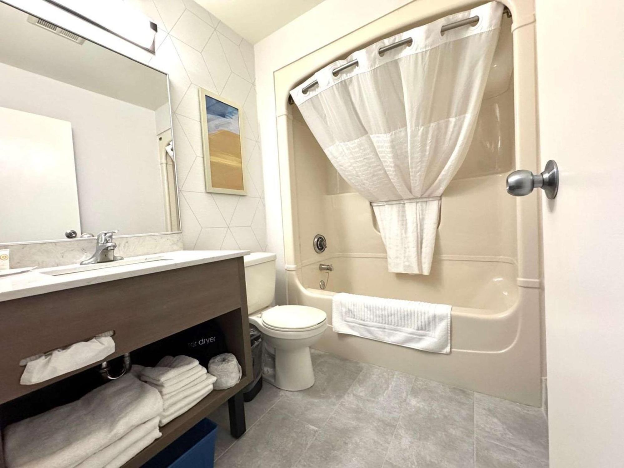 Comfort Inn Sainte-Catherine Exterior foto