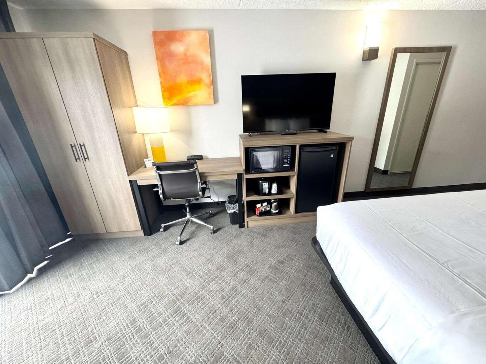 Comfort Inn Sainte-Catherine Exterior foto